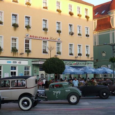 Boulevardhotel Saengerstadt - Alle Zimmer Klimatisiert Finsterwalde Extérieur photo