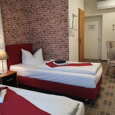 Boulevardhotel Saengerstadt - Alle Zimmer Klimatisiert Finsterwalde Extérieur photo